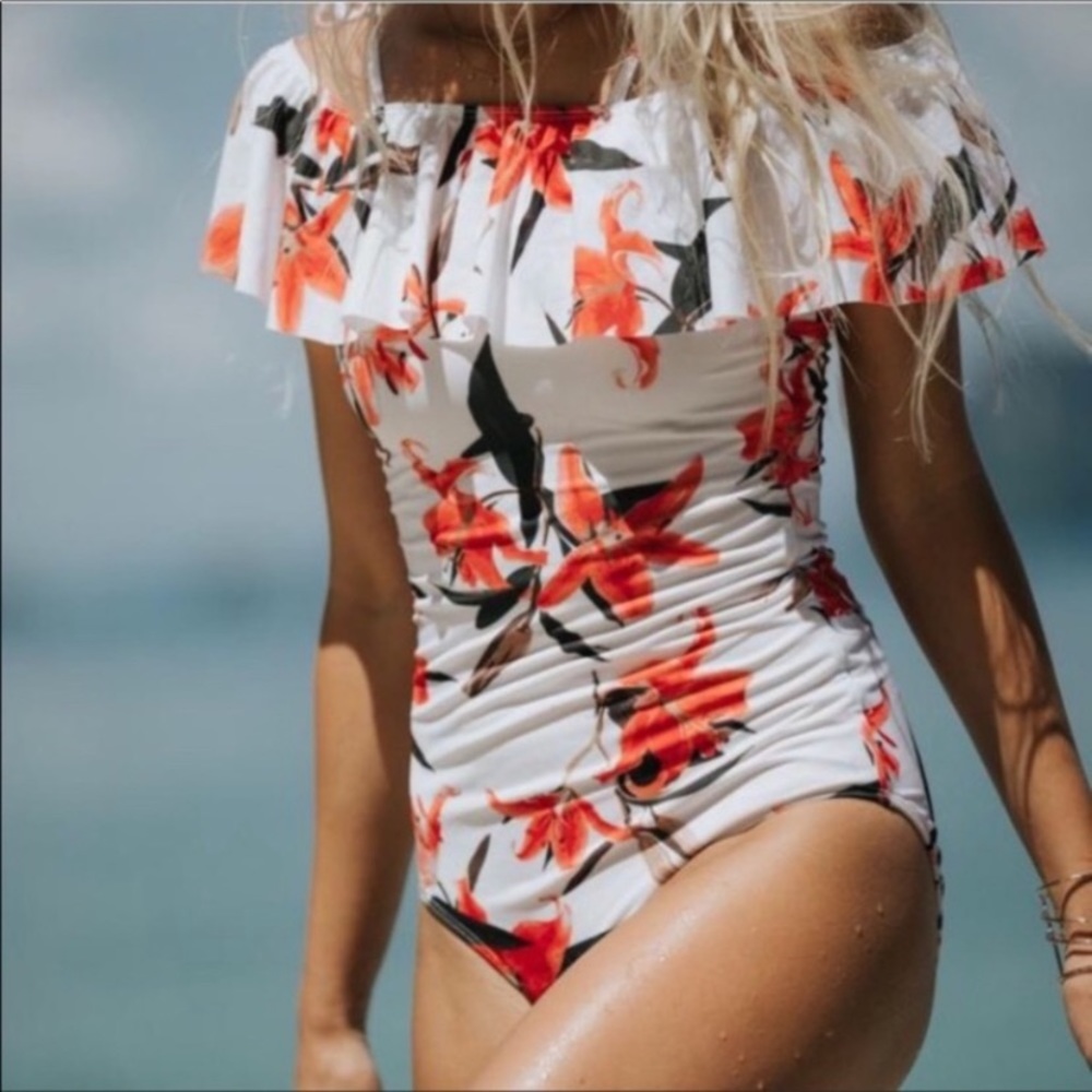 Albion-The Wave, La Fleur One-Piece Swimsuit - M